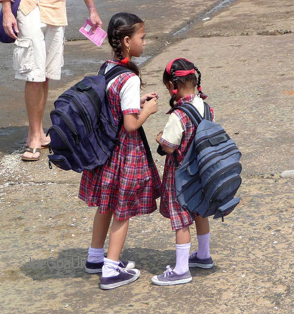 Insights-X News | Heavy school bags: Stronger focus on ergonomics